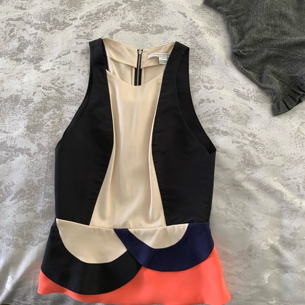 Colorblock Pattern -DVF - Picture 5 of 8